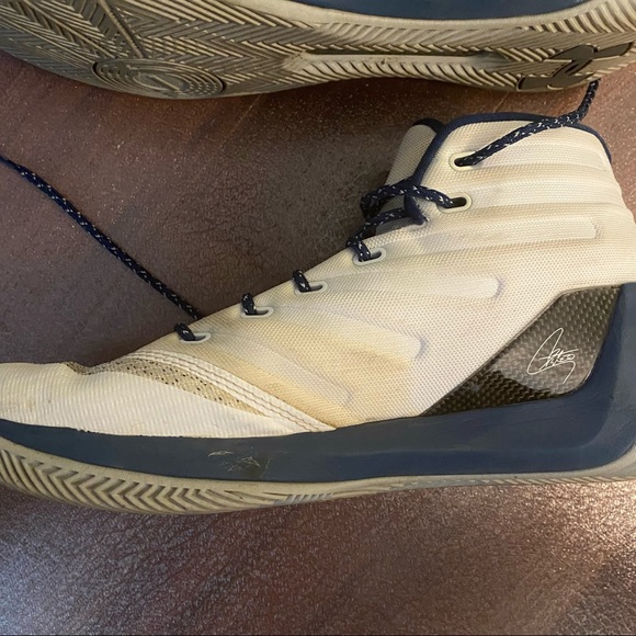 Under Armour Curry 3s Basketball Shoe - Size 10.5 - Picture 6 of 7